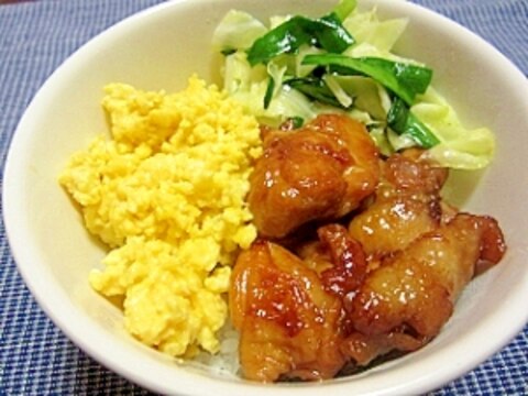 鶏照焼き４色丼